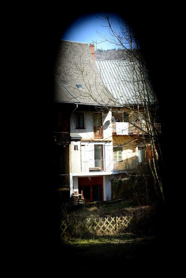 Hotel Refuge Du Vieux Bourg Le Châtelard Exterior foto